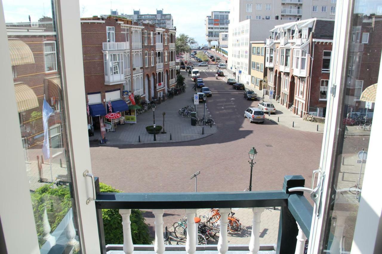 Deluxe Double Room with Bath,780688101:JPEG